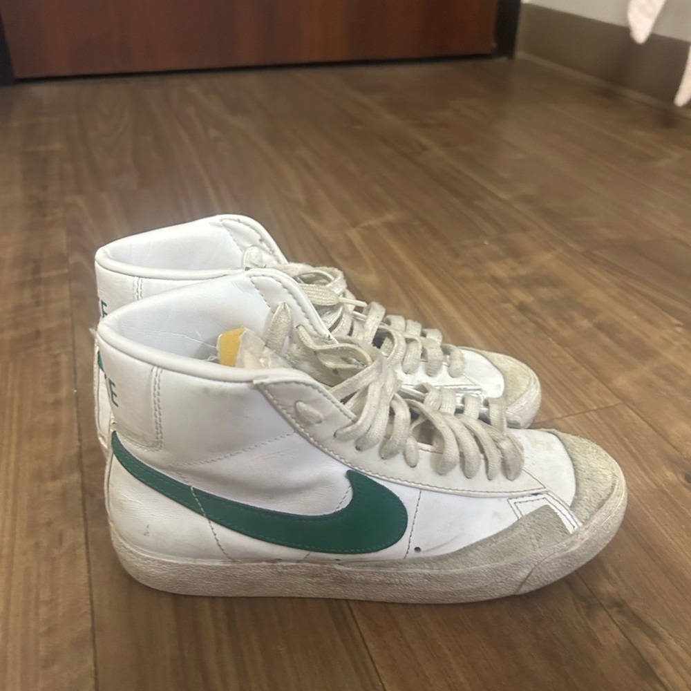 Light worn Nike blazers— tag is a bit broken on the top on the left side